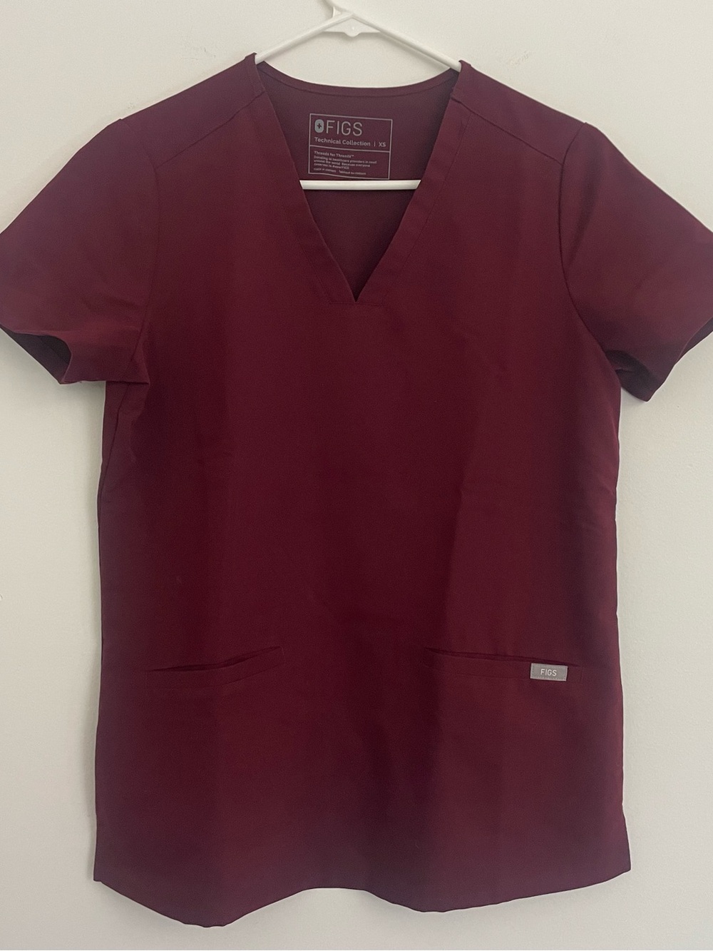 Figs V-Neck Scrub Top in Burgundy